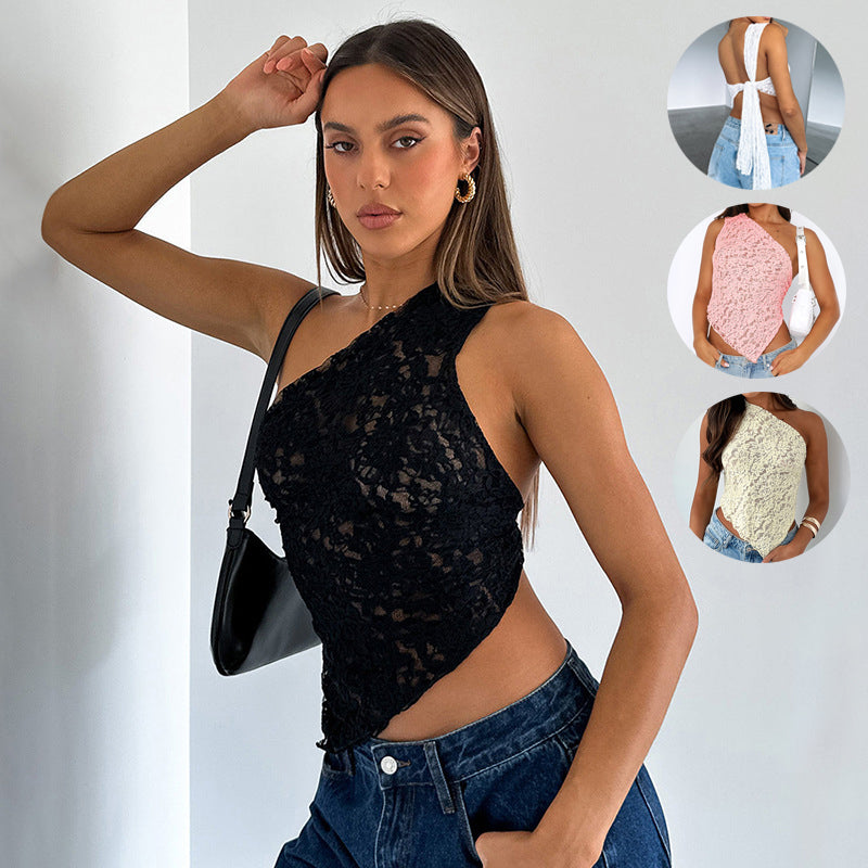 A lace blouse that suits your beauty