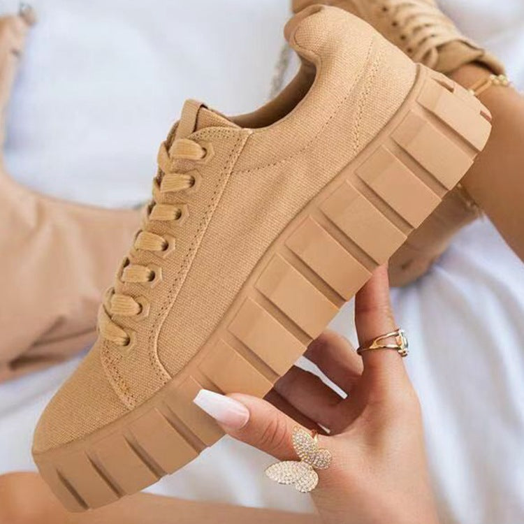 Canvas summer shoes to match your everyday style