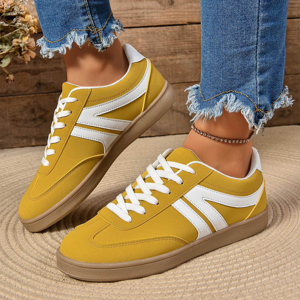 Easy-to-wear athletic shoes designed especially for you