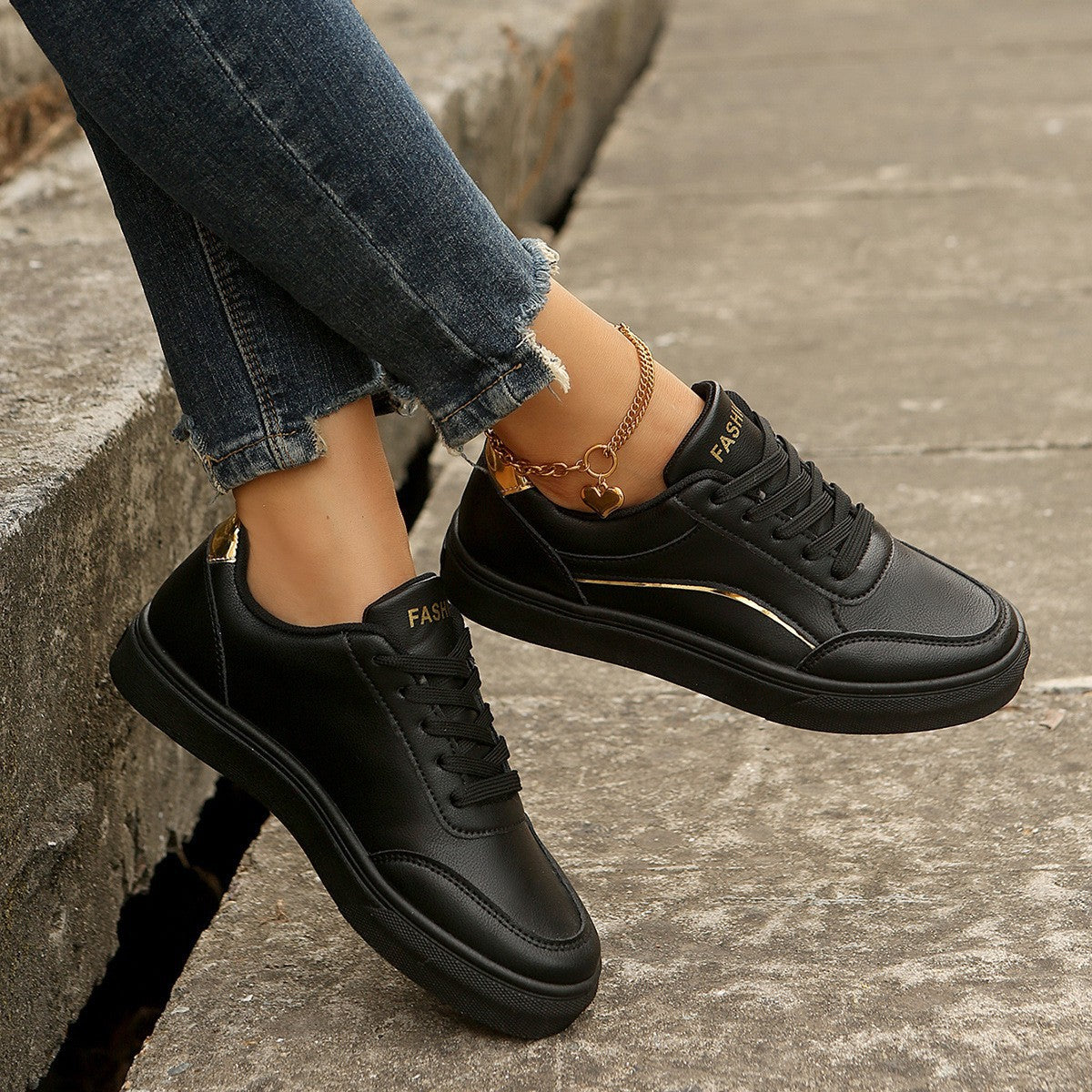 Stylish lace-up shoes to suit your long day