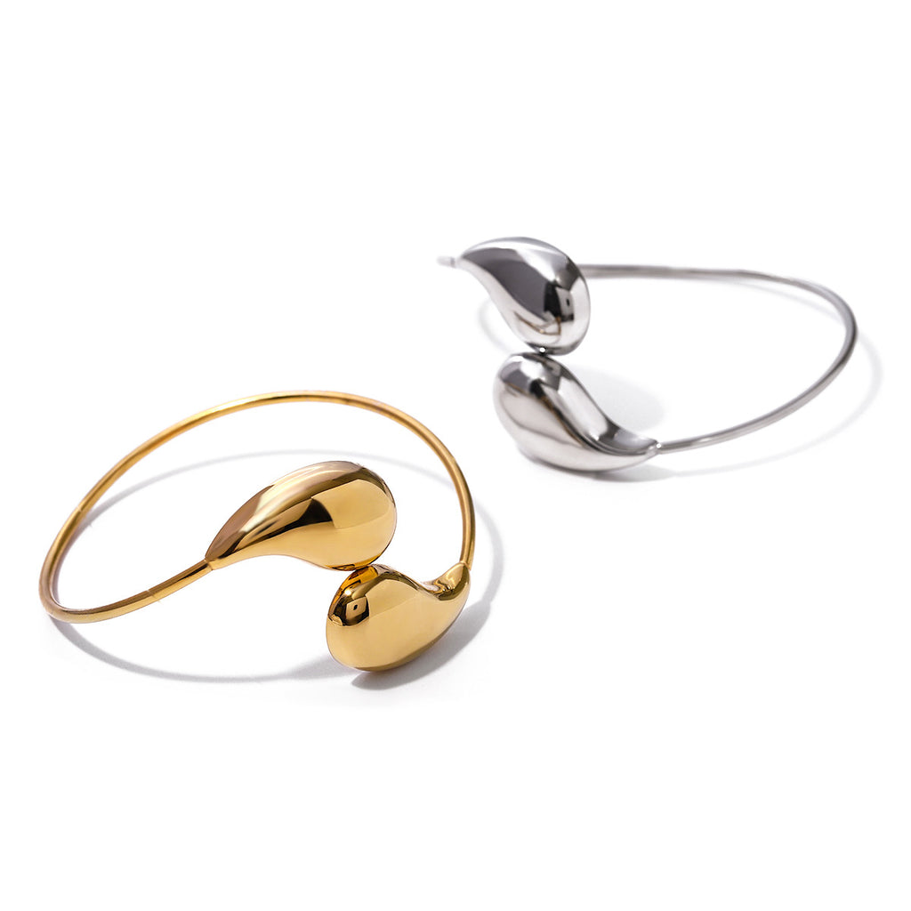 A bracelet that fits your soft hand