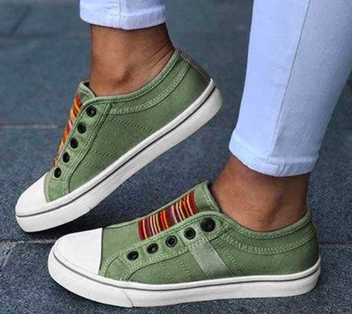 Stylish casual shoes that suit your sporty outfits
