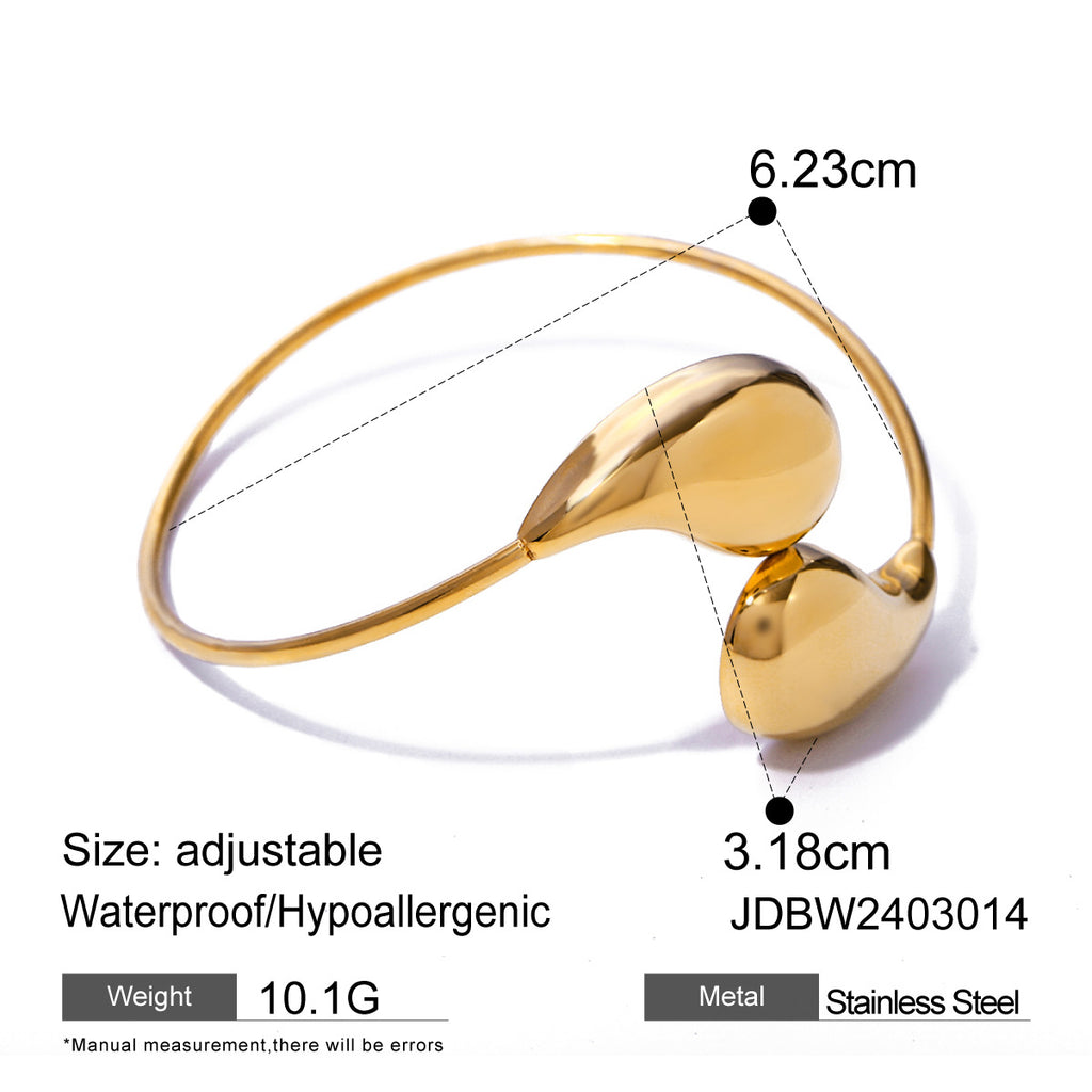 A bracelet that fits your soft hand