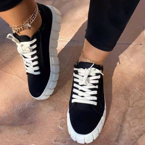 Canvas summer shoes to match your everyday style