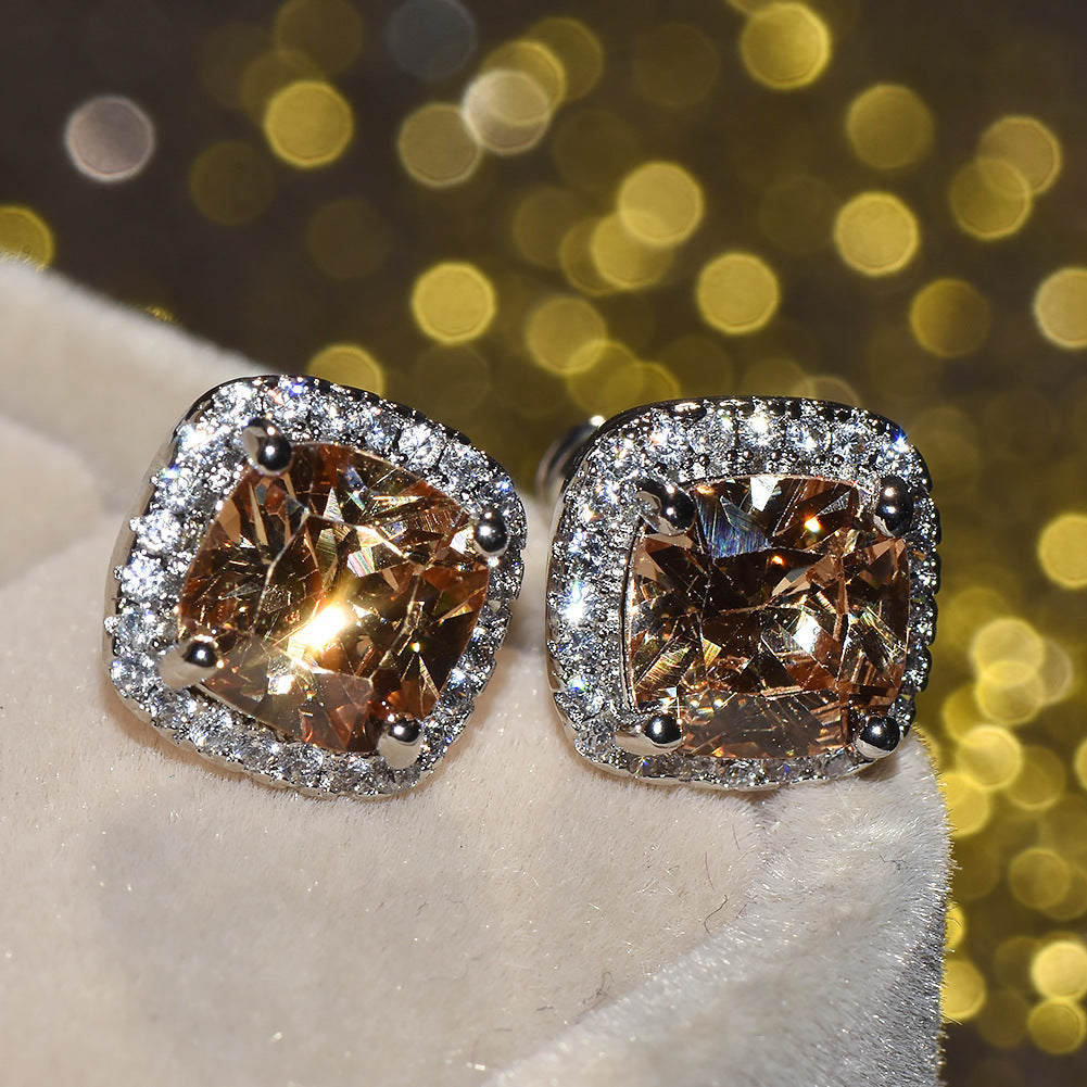 A ring that completes your elegance