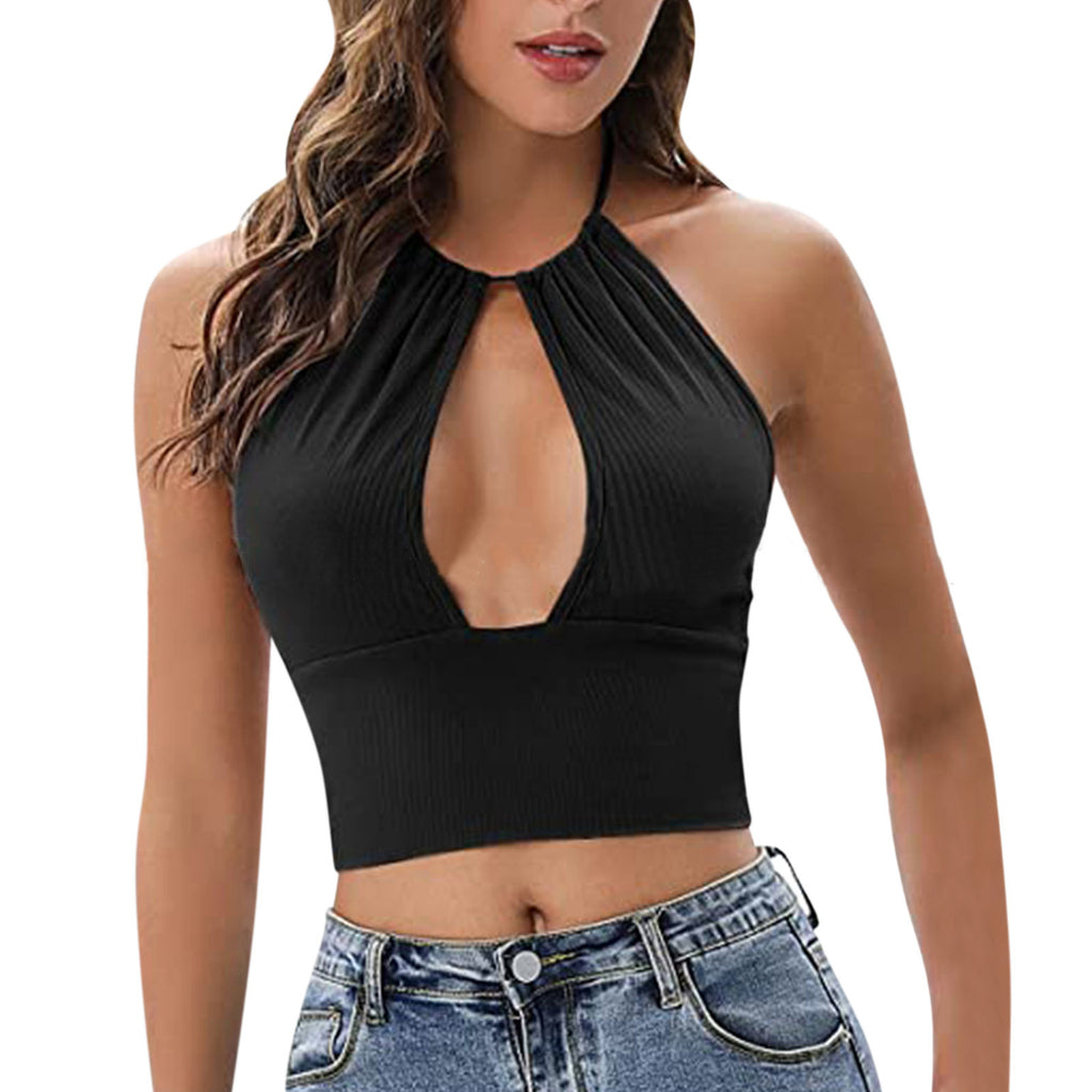 A blouse with a tie neck, as elegant as you.